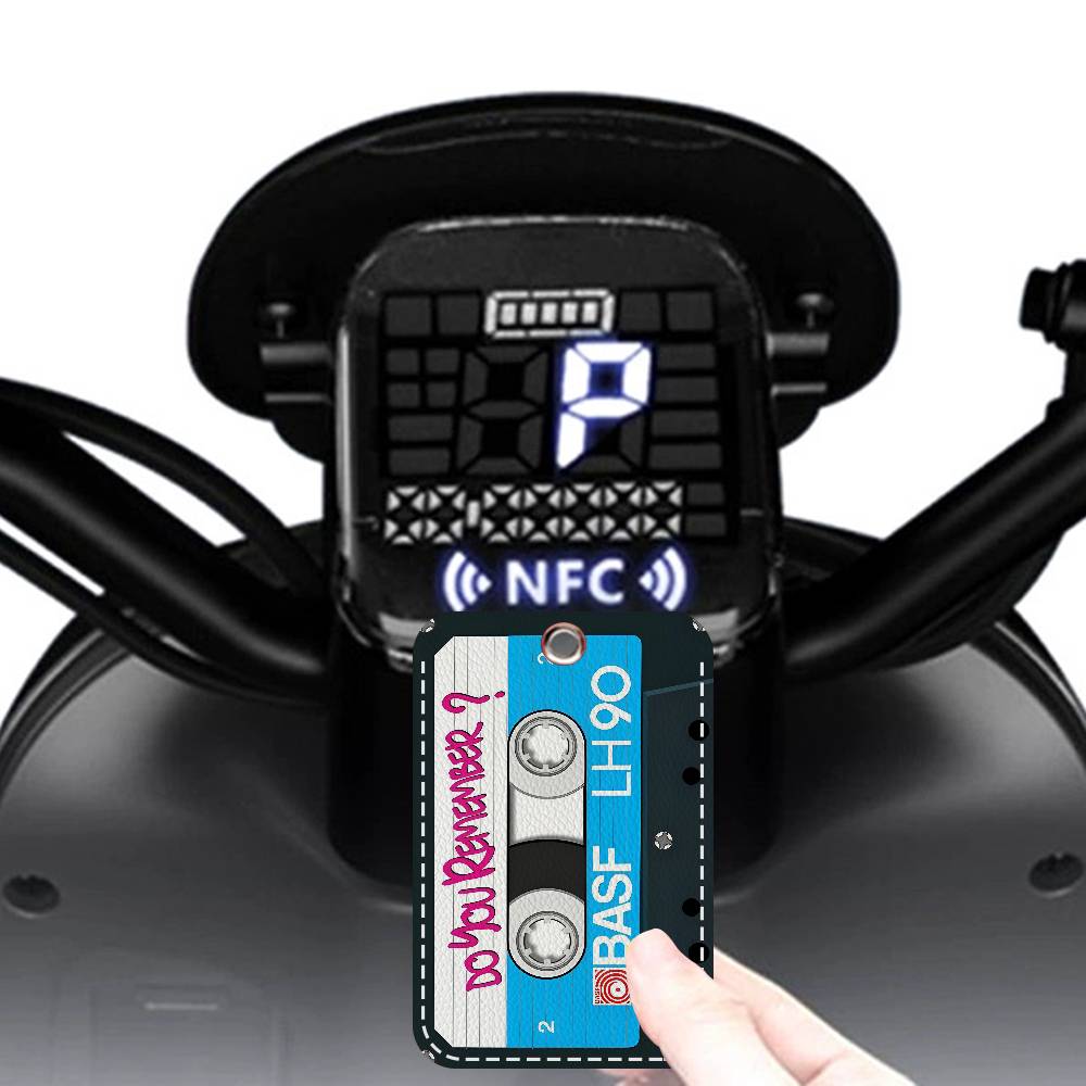 Retro Cassette Music Tape Bank - Musical Instrument Cajon ulasan dan harga